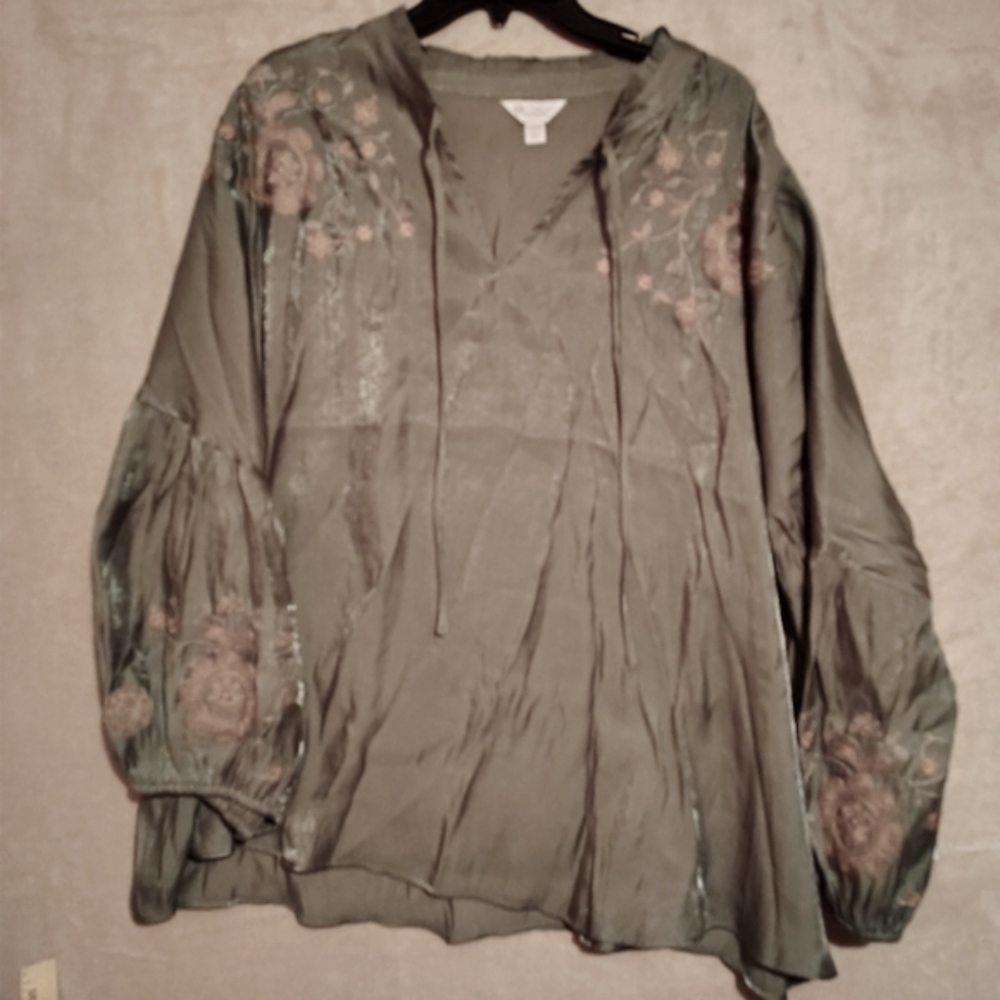 Cato Olive Green Blouse with Orange Floral Casual Embroidery Plus Size 26/28 NWT